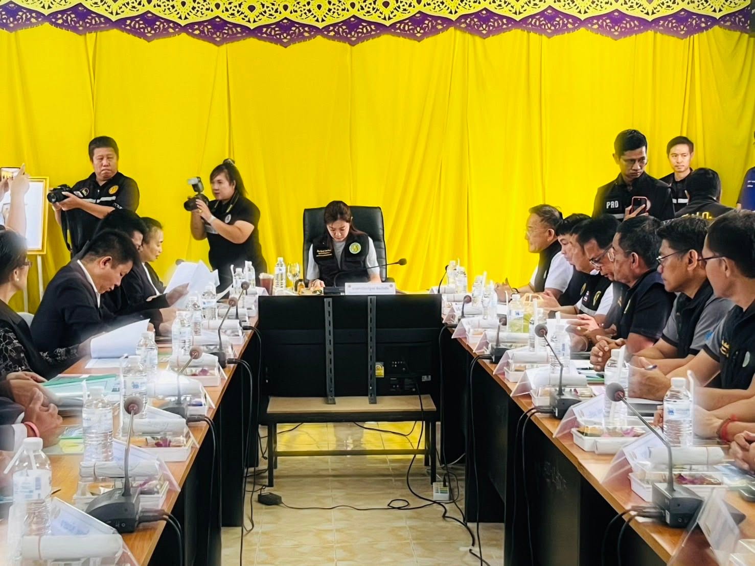 title - รองเลขาธิการ ส.ป.ก. ร่วมติดตามรัฐมนตรีช่วยว่าการกระทรวงเกษตรและสหกรณ์ (นางสาวปิยะรัฐชย์ ติยะไพรัช) ลงพื้นที่ตรวจราชการใน จังหวัดน่าน